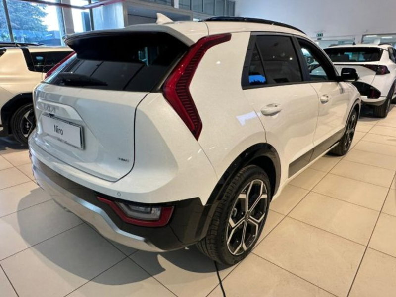 Kia Niro nuova a Bologna (4)