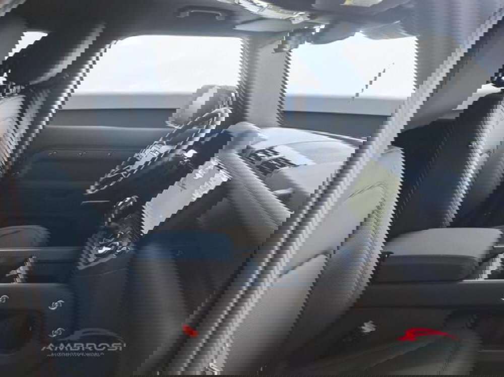 Land Rover Defender nuova a Perugia (9)