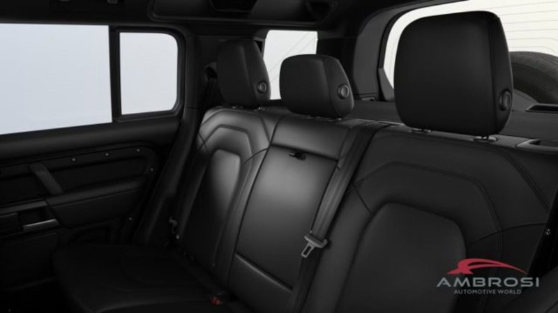 Land Rover Defender nuova a Perugia (7)