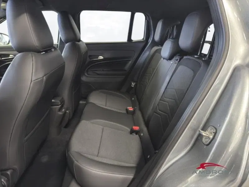 Jeep Avenger nuova a Perugia (11)