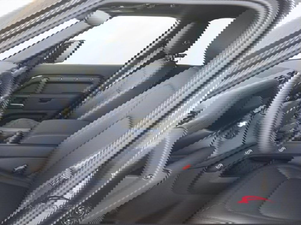 Land Rover Defender nuova a Perugia (7)