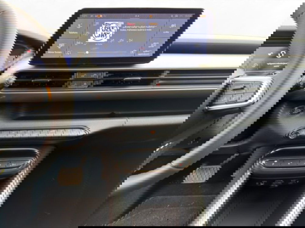 Jeep Avenger nuova a Perugia (13)