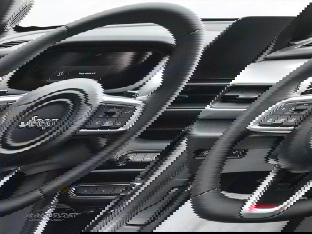 Jeep Avenger nuova a Perugia (14)