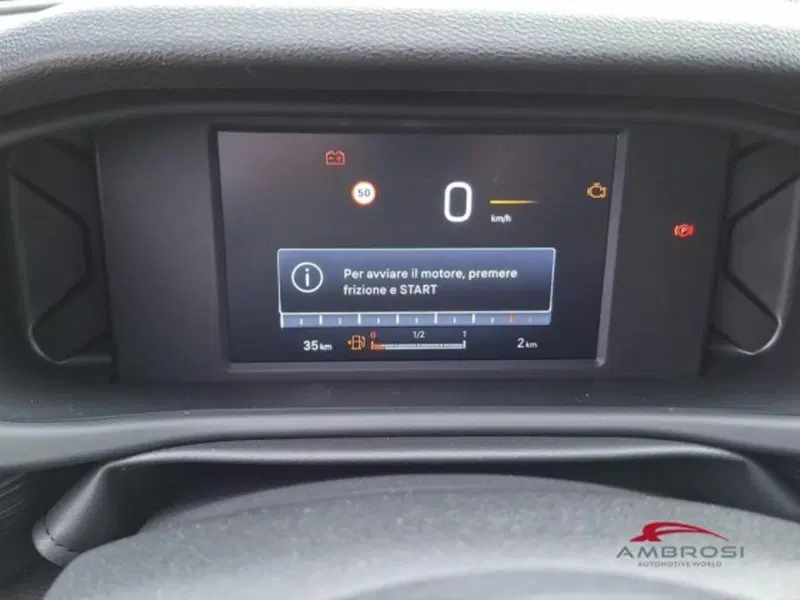 Jeep Avenger nuova a Perugia (13)