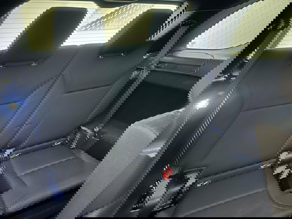 Land Rover Discovery usata a Napoli (7)