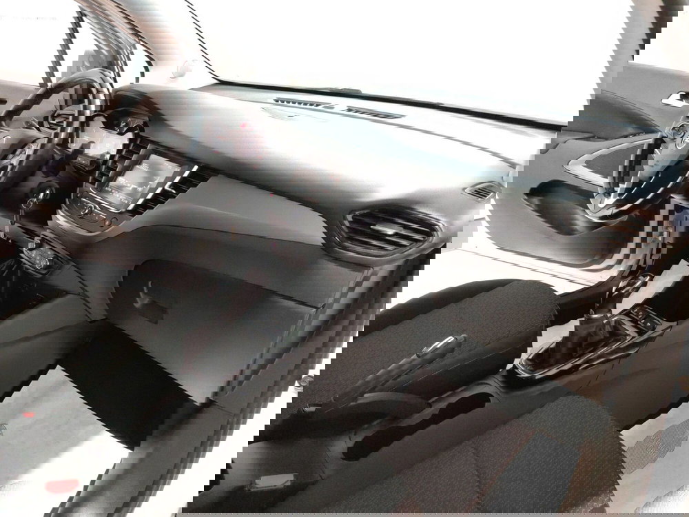 Opel Crossland usata a L'Aquila (12)