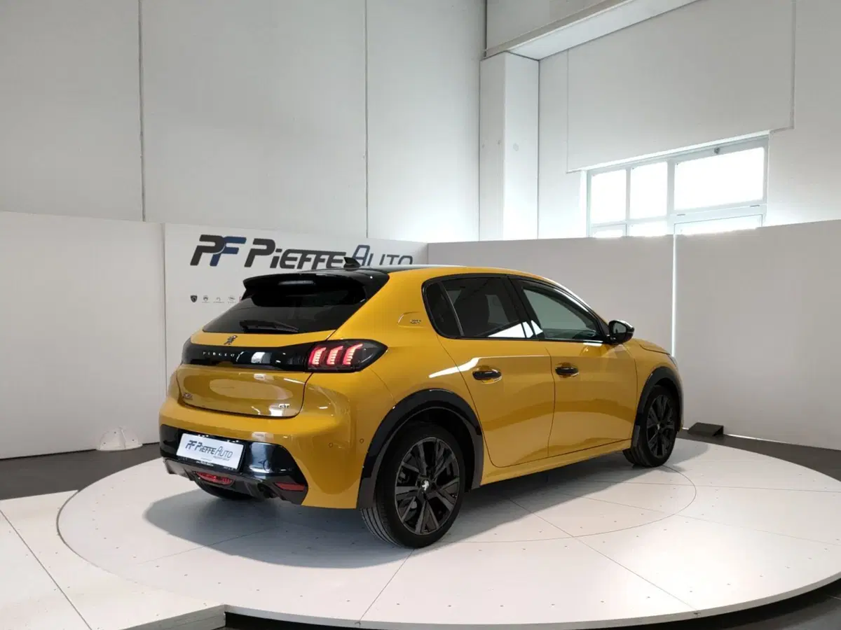 Peugeot 208 usata a L'Aquila (4)