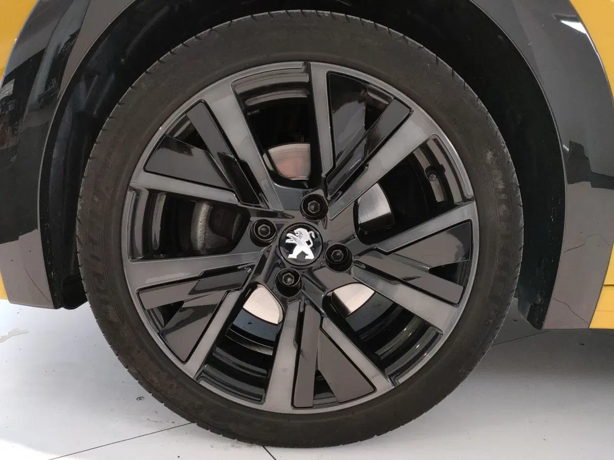 Peugeot 208 usata a L'Aquila (7)