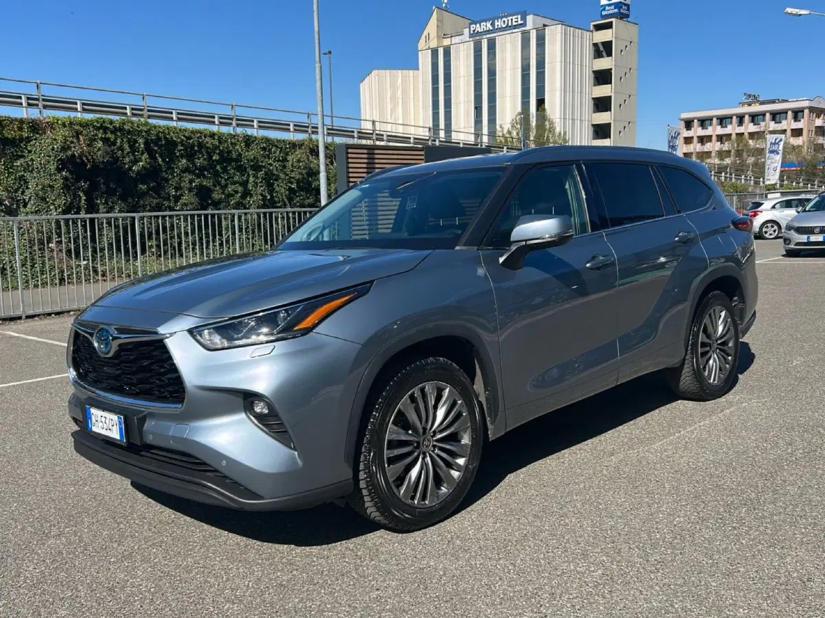 Toyota Highlander usata a Piacenza