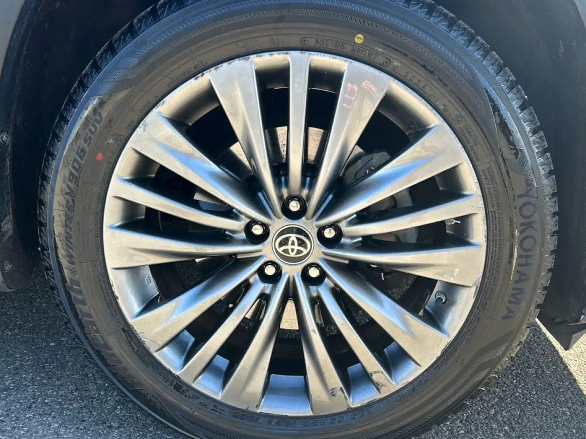 Toyota Highlander usata a Piacenza (14)