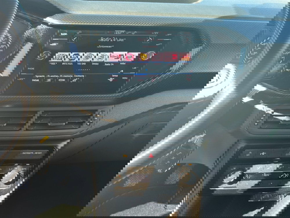 Volkswagen T-Cross usata a Piacenza (14)