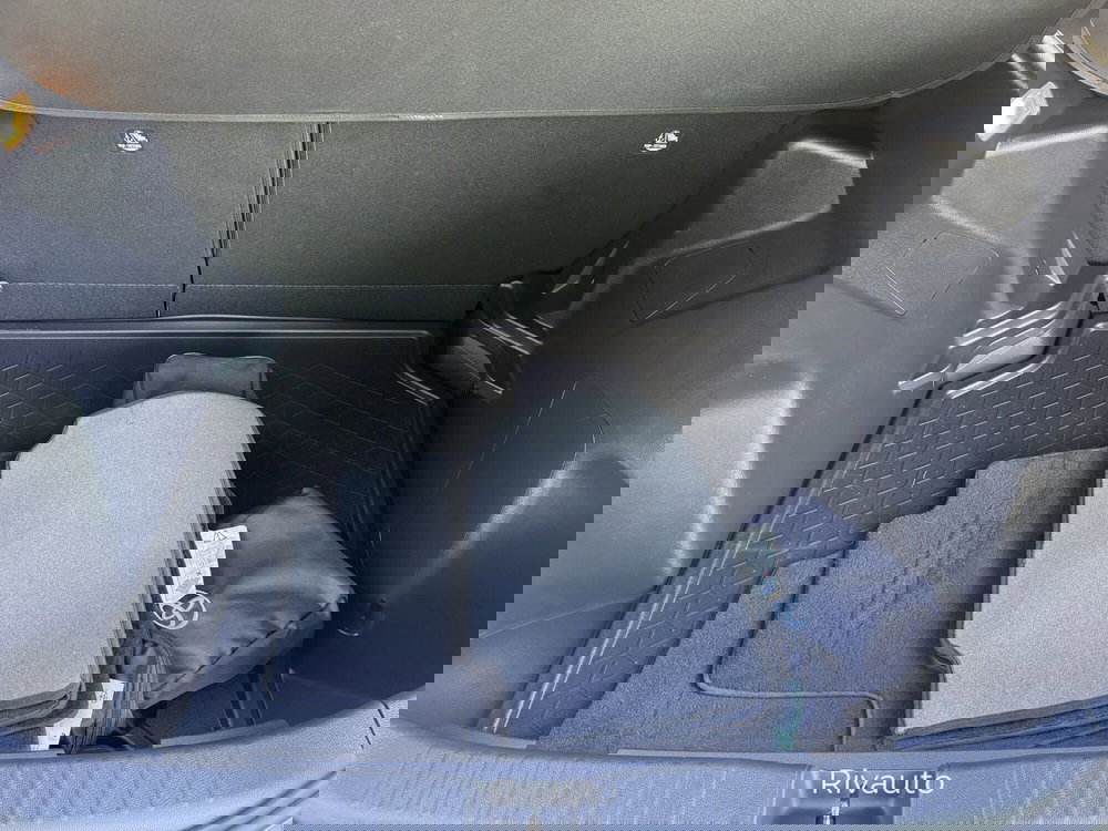 Toyota Yaris Cross usata a Como (11)