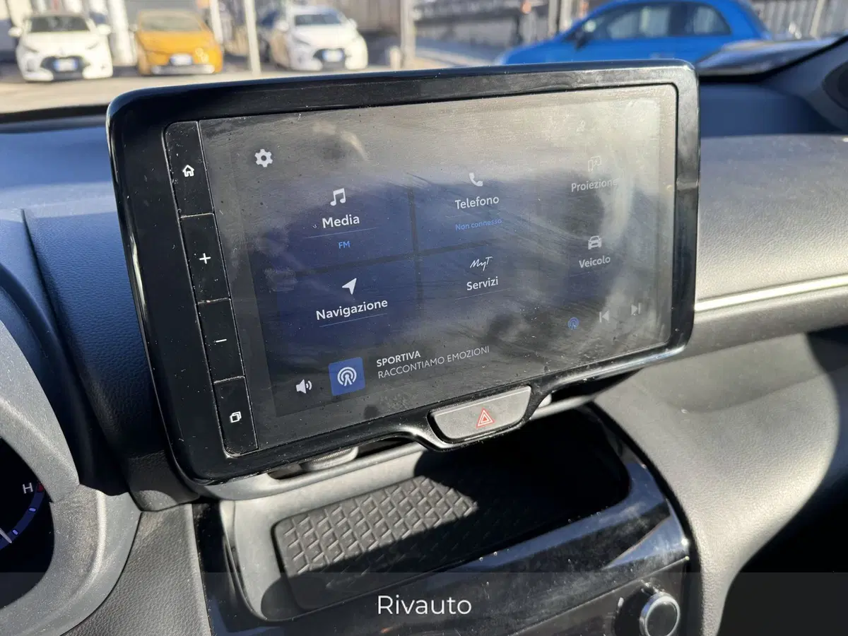 Toyota Yaris Cross usata a Como (13)