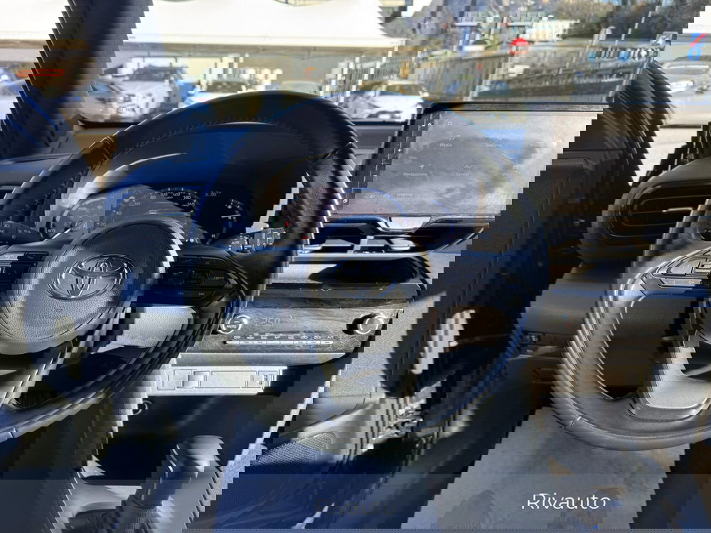 Toyota Yaris Cross usata a Como (8)