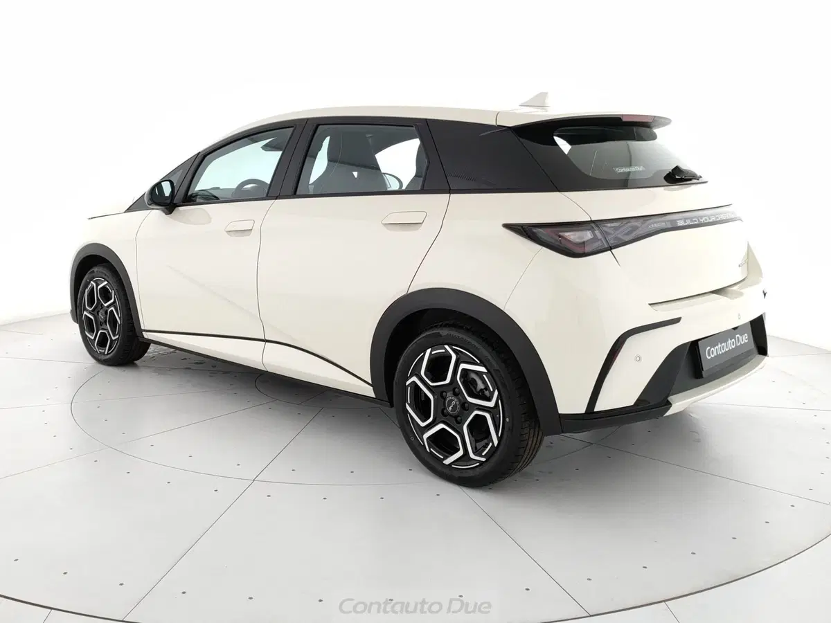 Byd Dolphin nuova a Caserta (7)