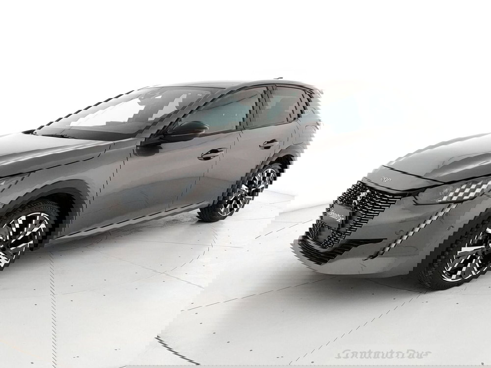 Peugeot 208 usata a Caserta