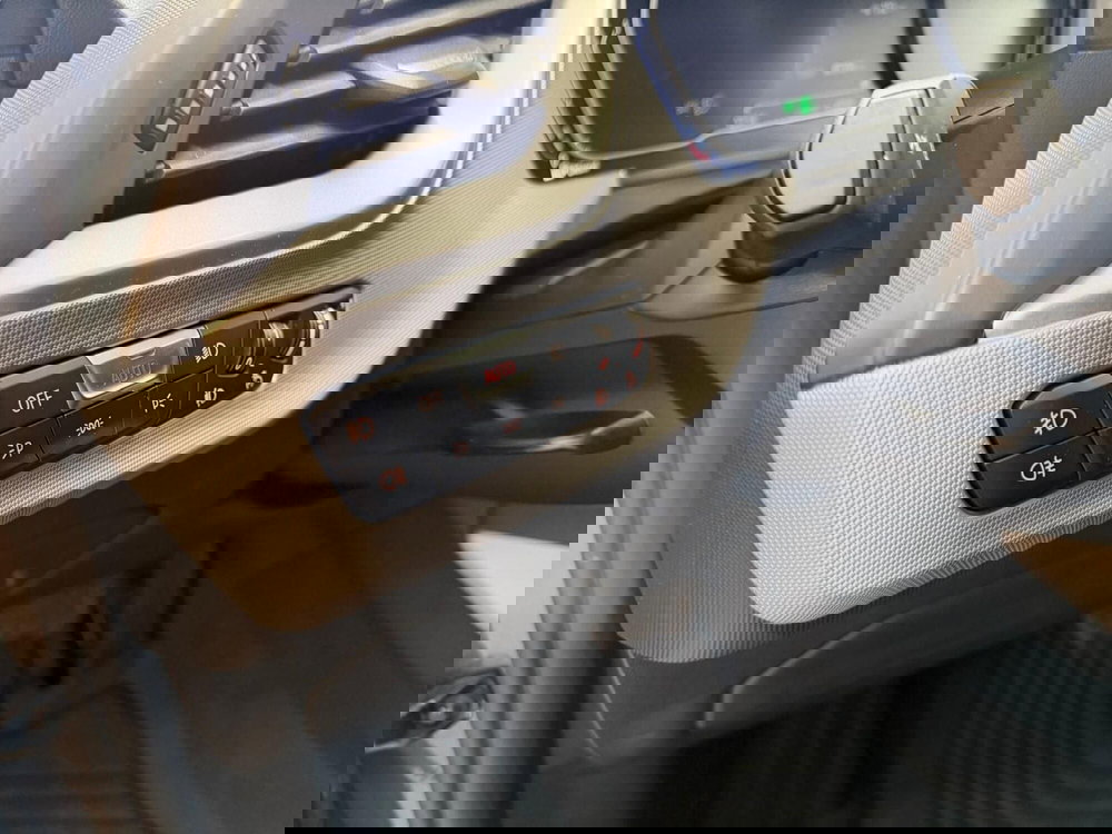 BMW Serie 1 usata a Napoli (9)