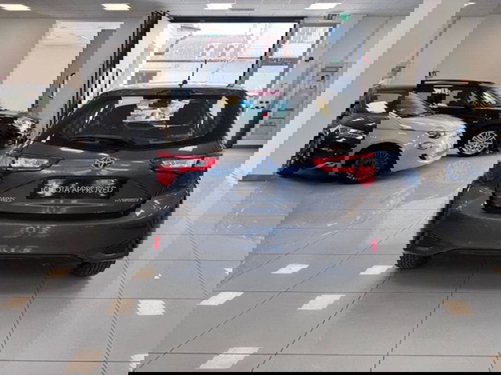 Toyota Yaris usata a Prato (4)