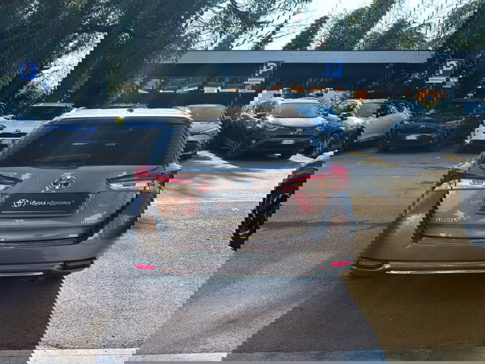 Toyota Auris Station Wagon usata a Bologna (4)