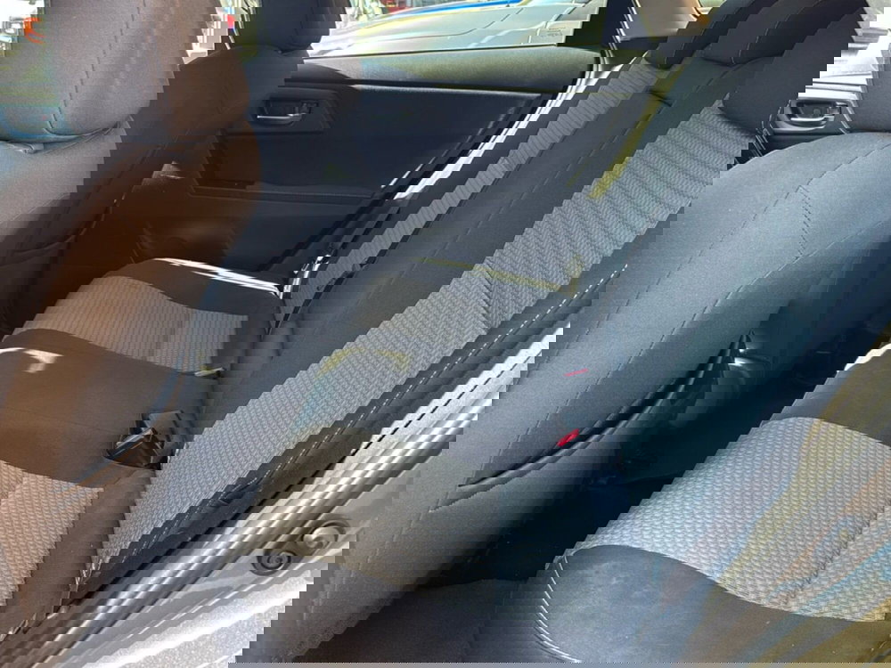 Toyota Auris Station Wagon usata a Bologna (9)