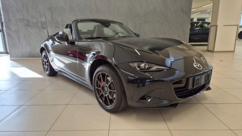 Mazda MX-5 nuova a Modena (2)