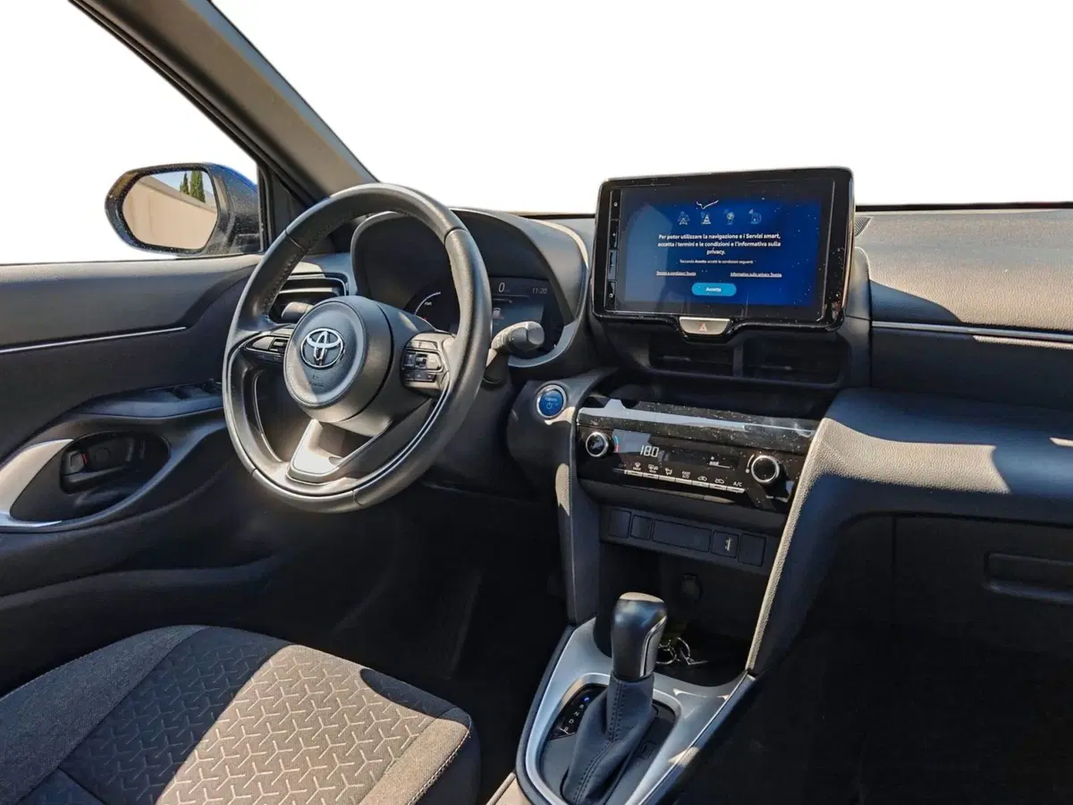Toyota Yaris Cross usata a Palermo (8)