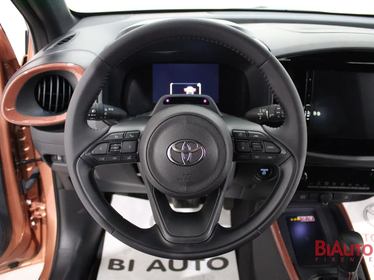 Toyota Aygo X nuova a Firenze (10)