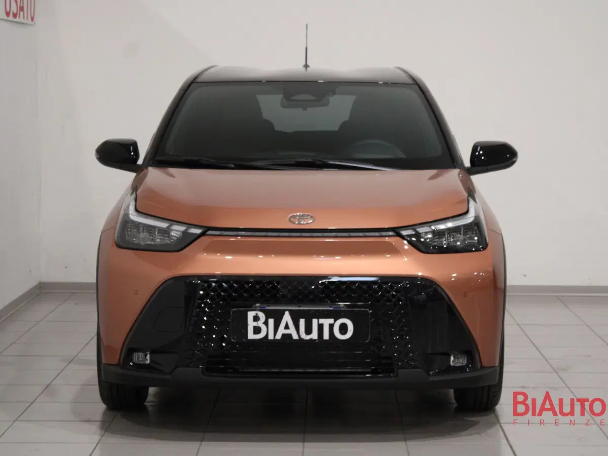 Toyota Aygo X nuova a Firenze (3)