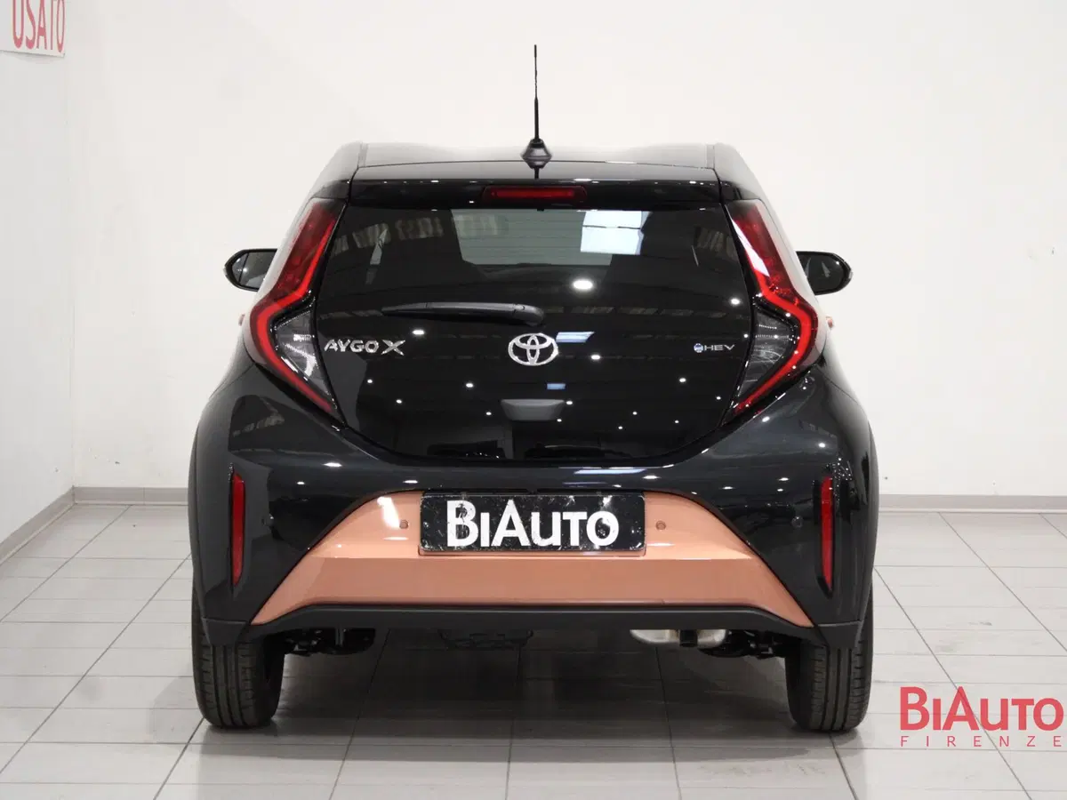 Toyota Aygo X nuova a Firenze (4)