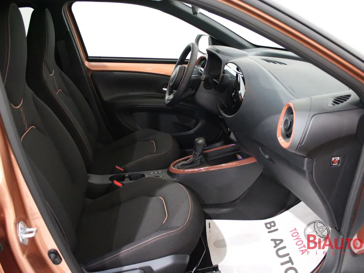 Toyota Aygo X nuova a Firenze (6)