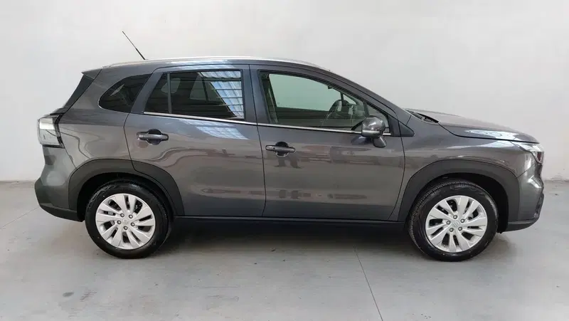 Suzuki S-Cross nuova a Rovigo (12)