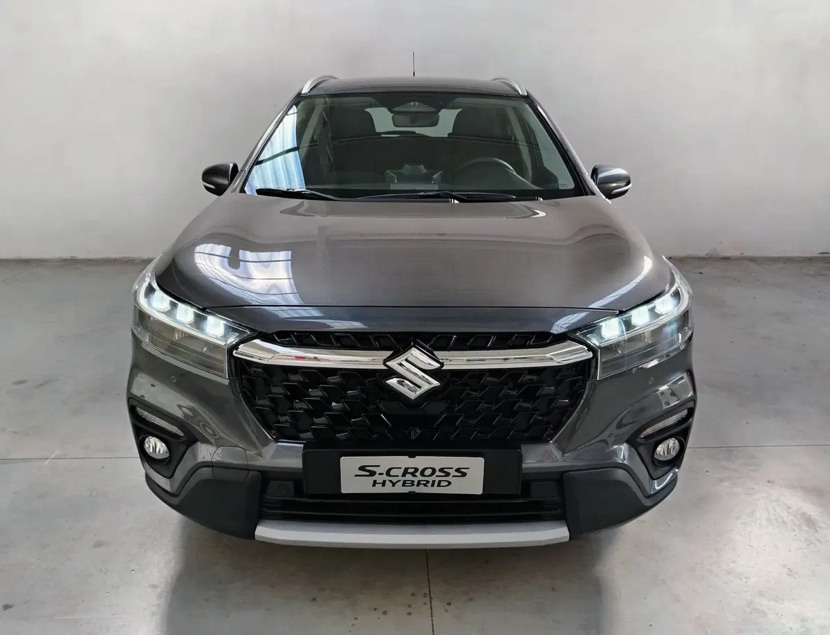 Suzuki S-Cross nuova a Rovigo (3)