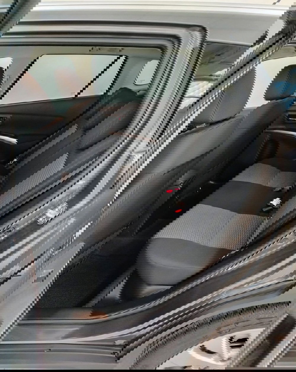 Suzuki S-Cross nuova a Rovigo (7)