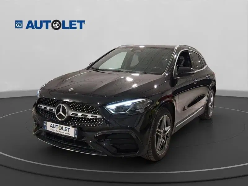 Mercedes-Benz GLA SUV usata a Genova