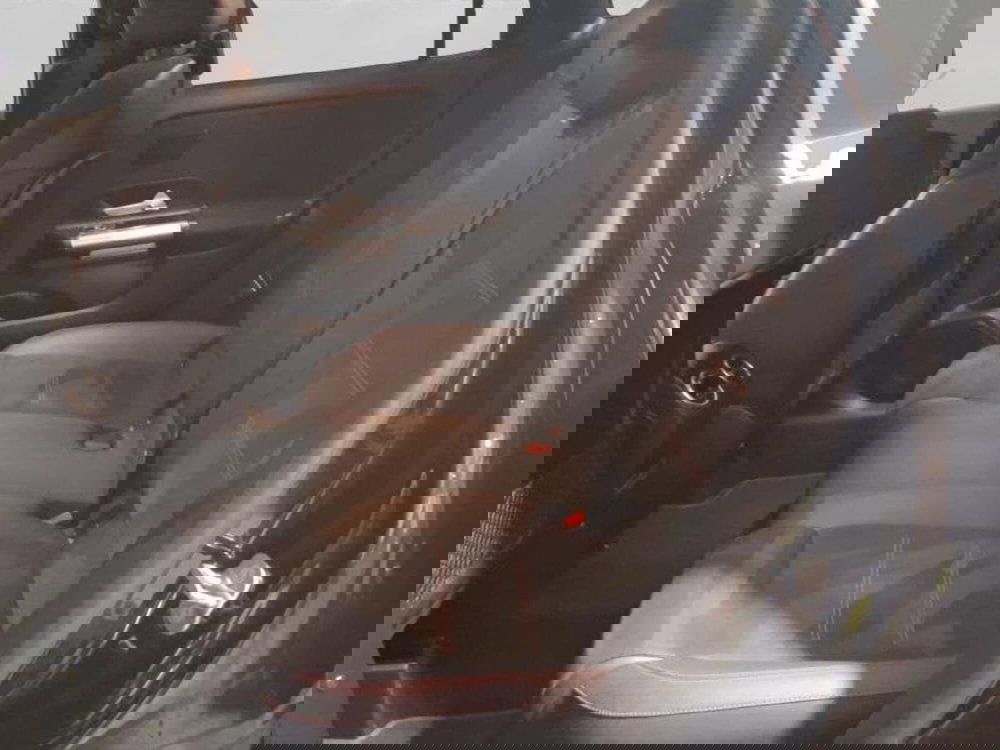 Mercedes-Benz GLA SUV usata a Genova (10)