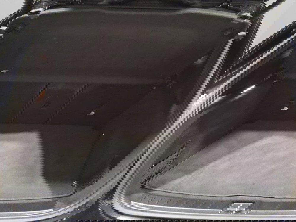 Mercedes-Benz GLA SUV usata a Genova (17)