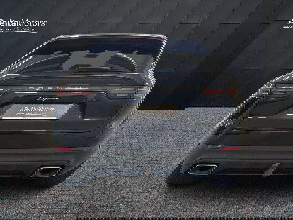 Porsche Cayenne usata a Ancona (4)