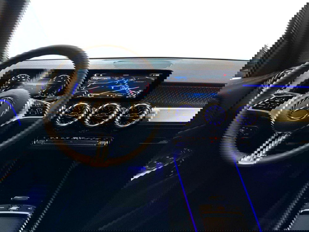 Mercedes-Benz GLB nuova a Rimini (11)