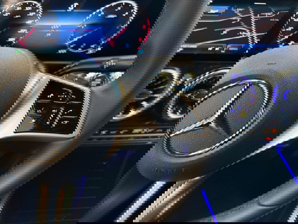 Mercedes-Benz GLB nuova a Rimini (20)