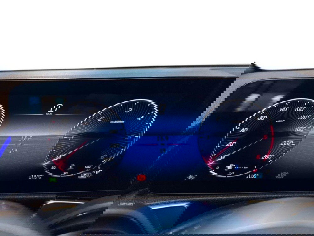 Mercedes-Benz GLB nuova a Rimini (9)