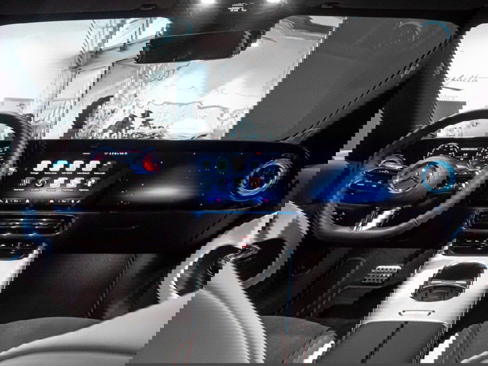 Mercedes-Benz CLA EQ nuova a Ancona (17)