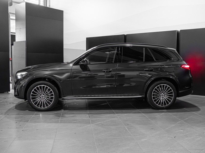 Mercedes-Benz GLC nuova a Ancona (2)
