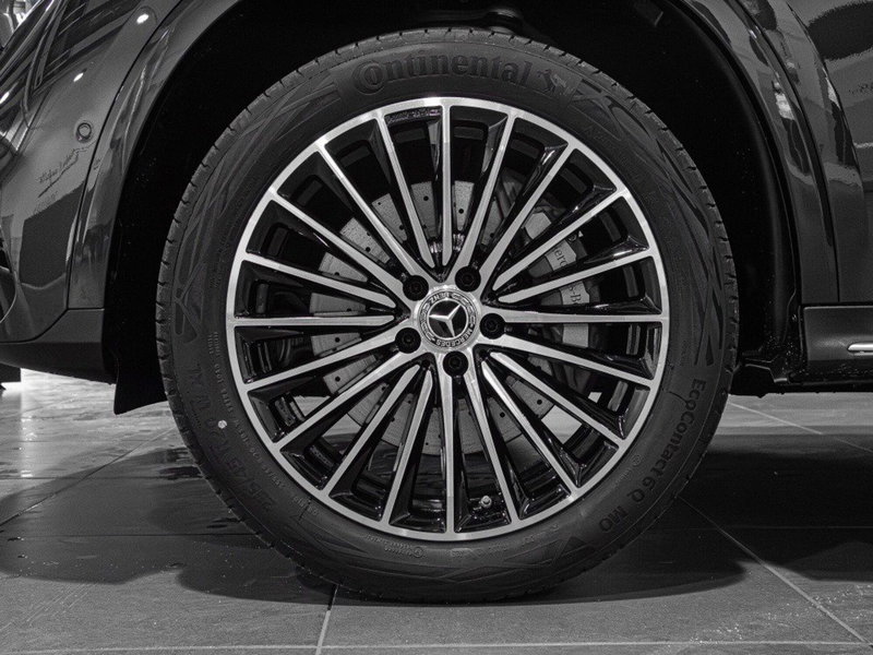 Mercedes-Benz GLC nuova a Ancona (8)