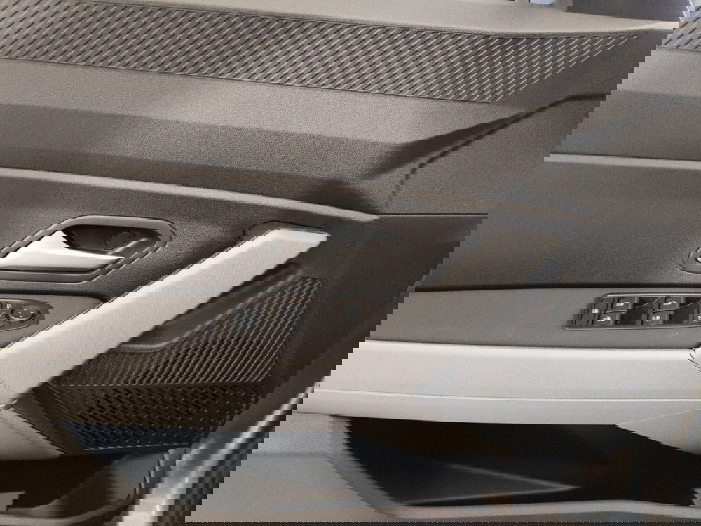 Dacia Bigster nuova a Brescia (17)