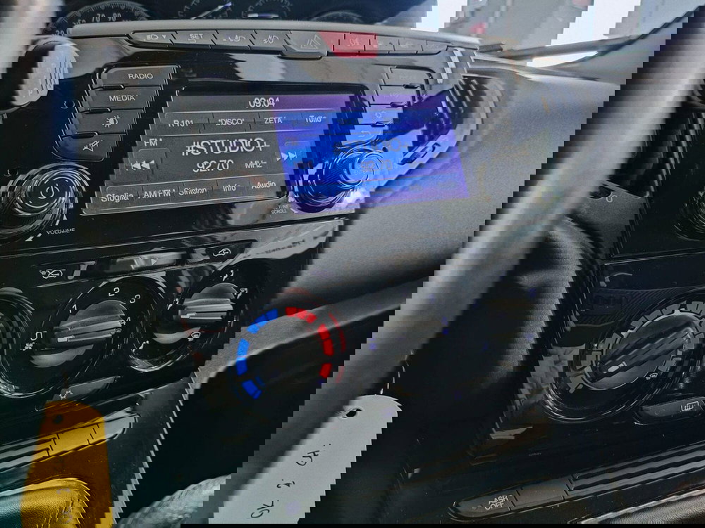 Lancia Ypsilon usata a Brescia (17)