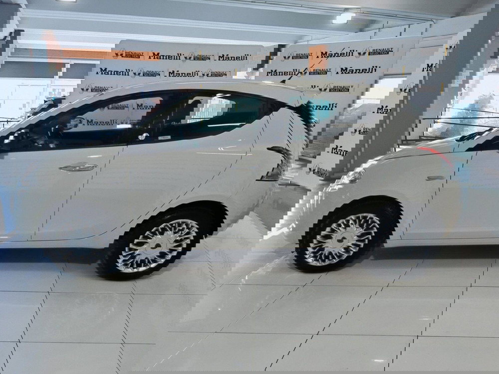 Lancia Ypsilon usata a Brescia (3)