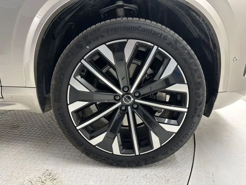 Volvo XC90 usata a Bergamo (9)