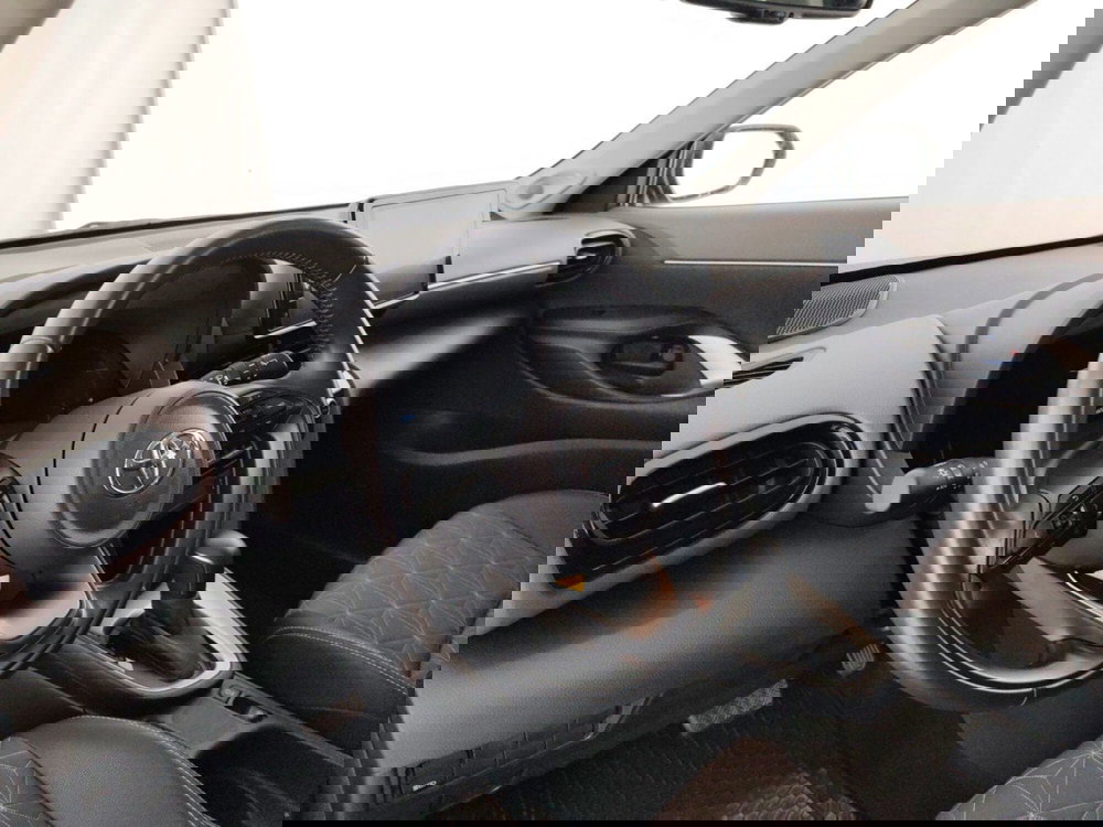 Toyota Yaris Cross usata a Massa-Carrara (8)