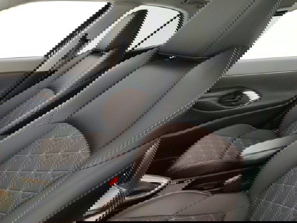 Toyota Yaris Cross usata a Massa-Carrara (9)