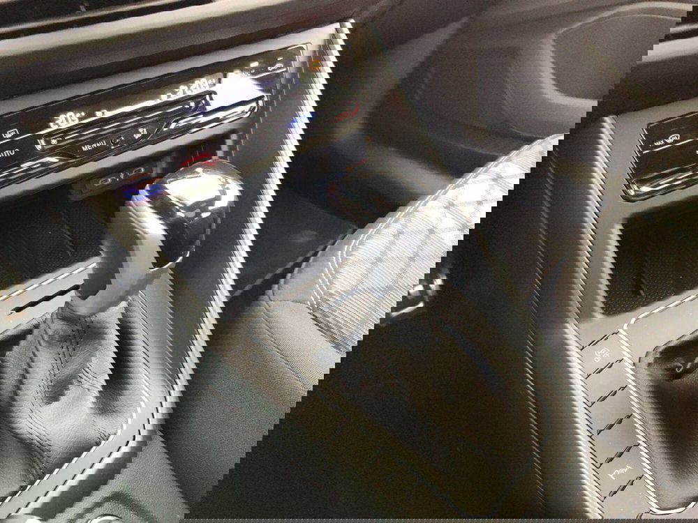 Volkswagen Taigo usata a Massa-Carrara (12)